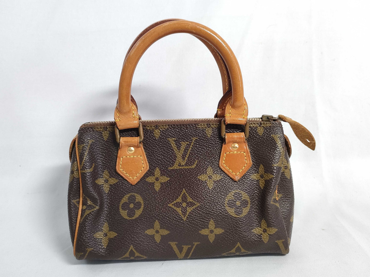 LOUIS VUITTON RFID verification not possible, serial number not confirmed, Monogram LOUIS VUITTON M41534 Monogram M41534 Mini Speedy Pouch Handbag with White Tag