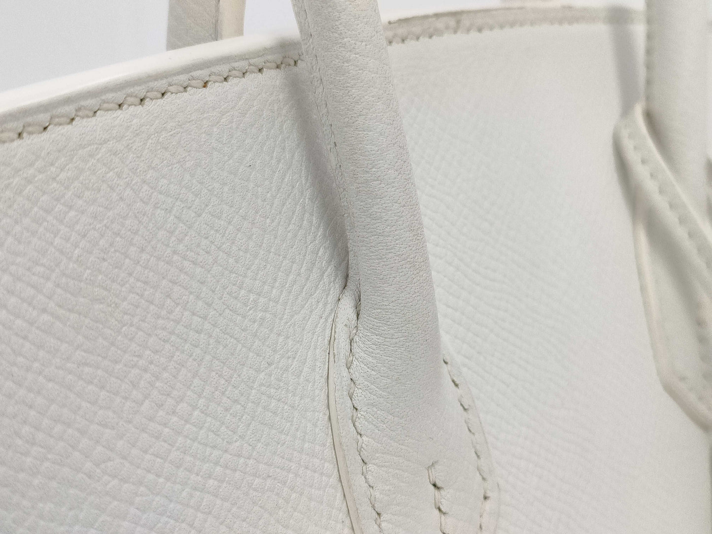 HERMES Birkin 25 Epsom White with Silver Hardware, Size M Handbag