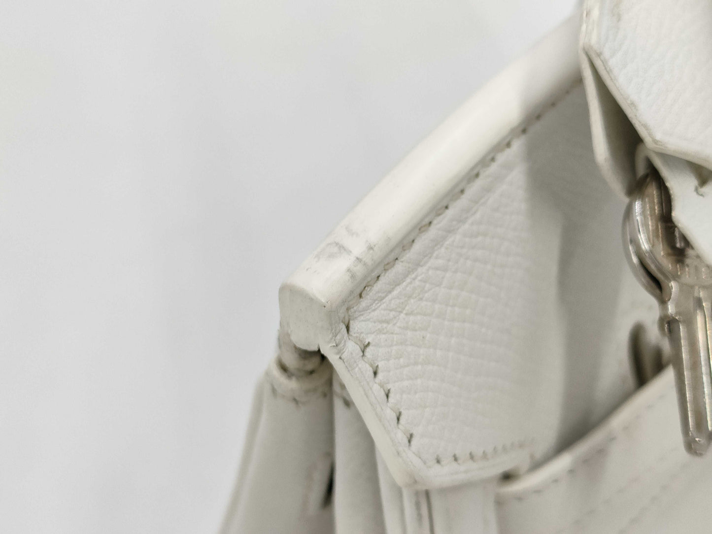 HERMES Birkin 25 Epsom White with Silver Hardware, Size M Handbag