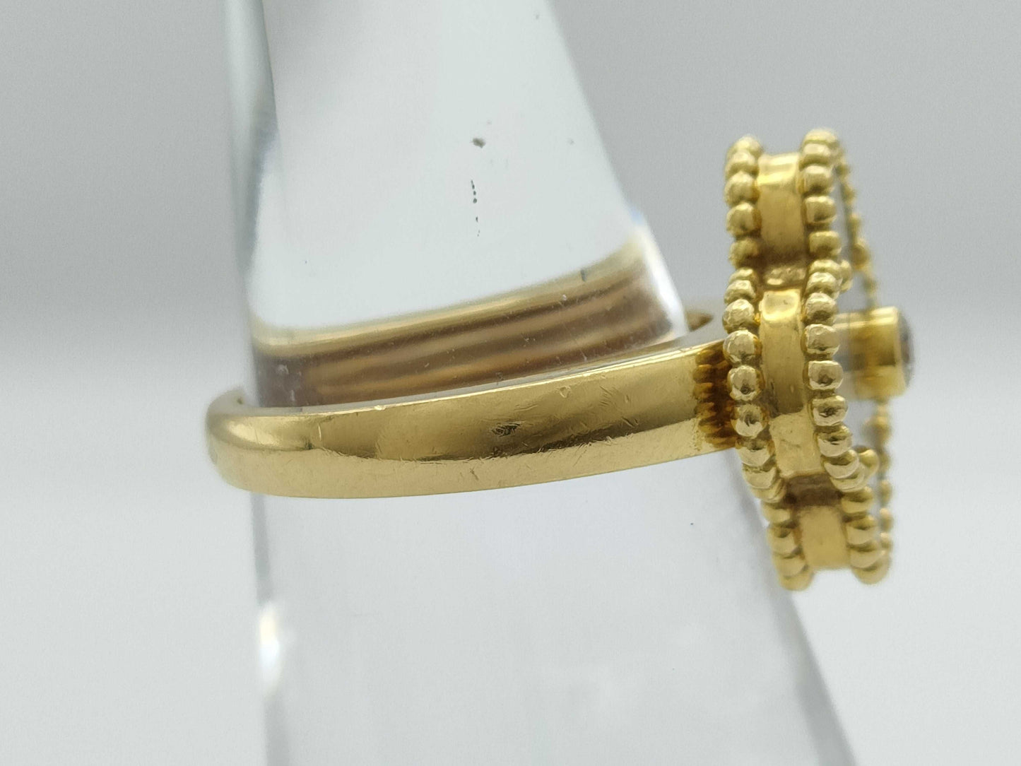Van Cleef & Arpels Vintage Alhambra #50 Mother-of-Pearl 1PD Yellow Gold Au750 7.0g Ring