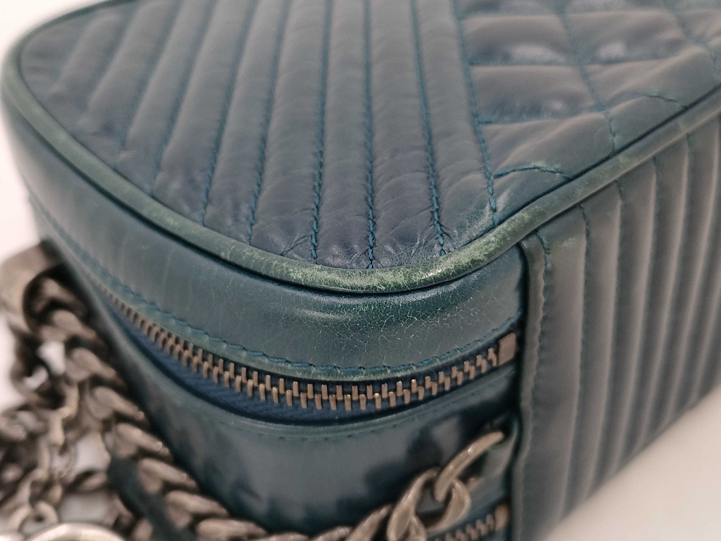 CHANEL Chain Shoulder Bag, 20 Series, Gallery Shoulder Bag