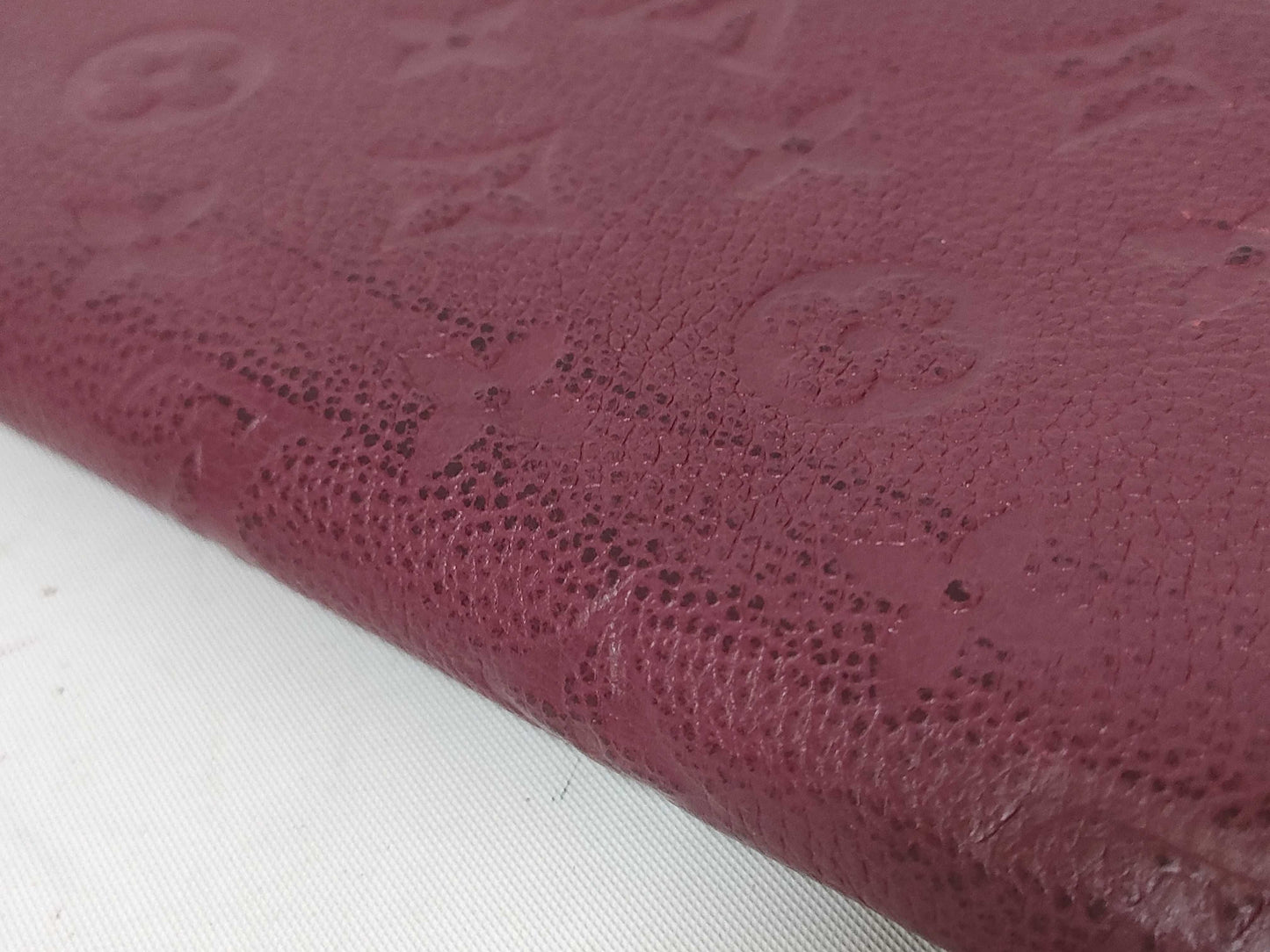 LOUIS VUITTON Monogram Empreinte LV Wallet