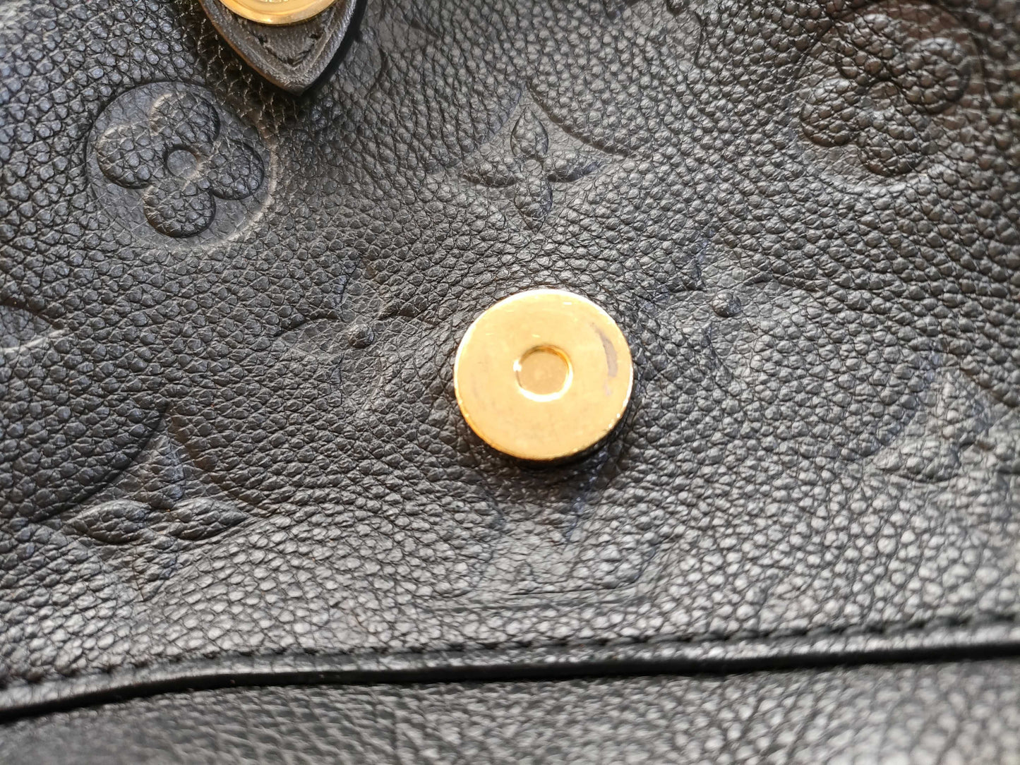 LOUIS VUITTON RFID verification failed. Serial number verification failed. Monogram Empreinte Montsouris PM M45205 backpack.