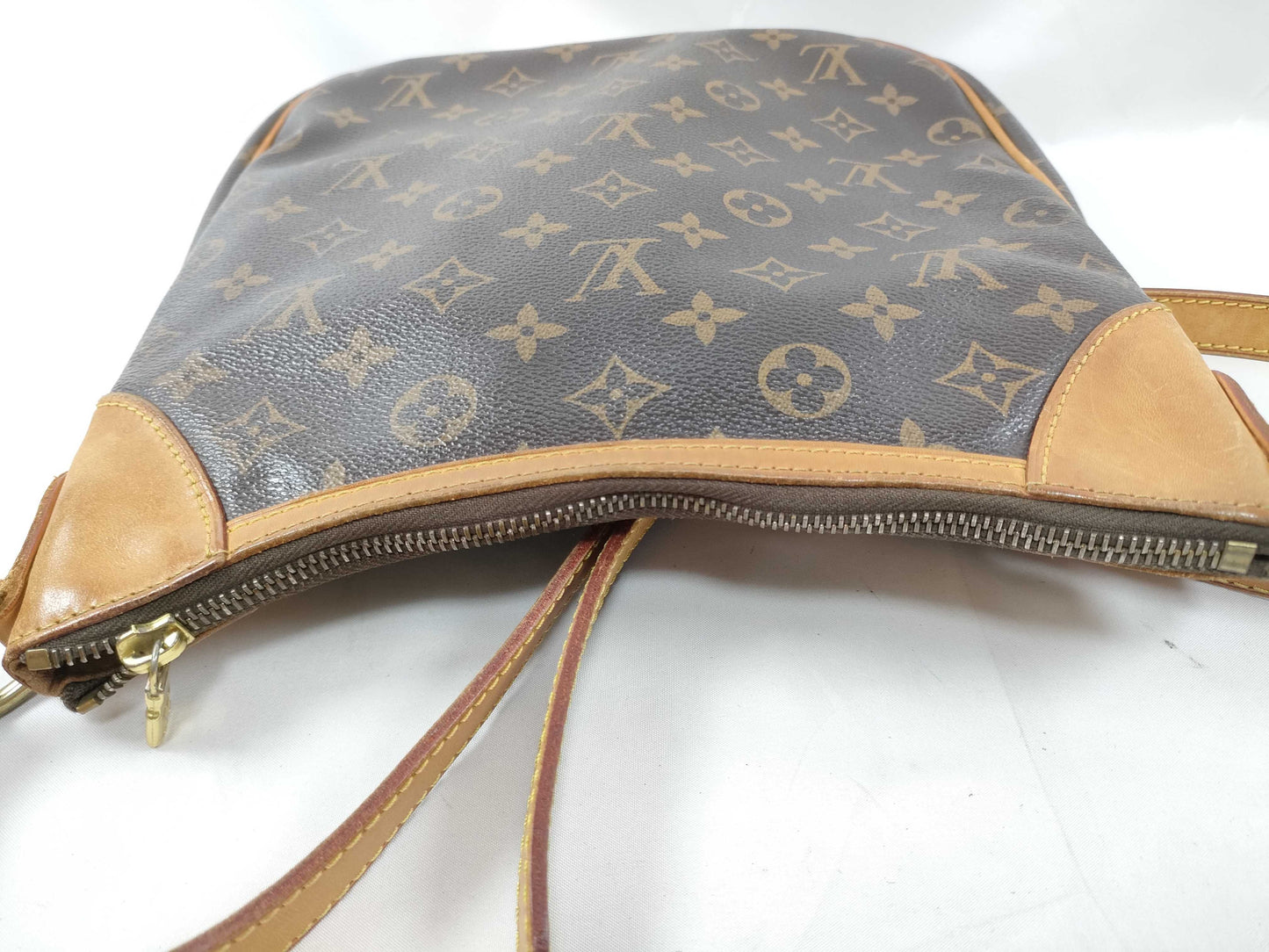 LOUIS VUITTON CA 2058 RFID Unverified Monogram LOUIS VUITTON Odeon PM M56390 Shoulder Bag