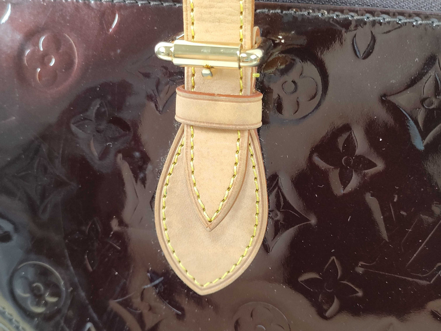 LOUIS VUITTON FL 2027 RFID Unverified Vernis LOUIS VUITTON Rosewood Avenue M93510 Tote Bag