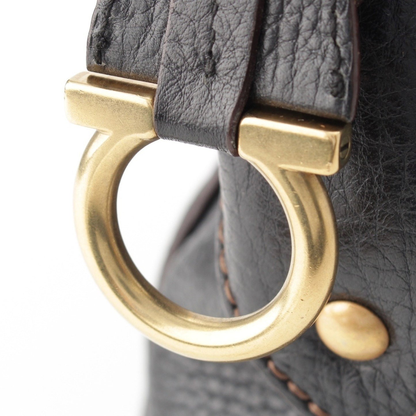 Salvatore Ferragamo Gancini Leather Handbag AU-21/6823 Black Handbag