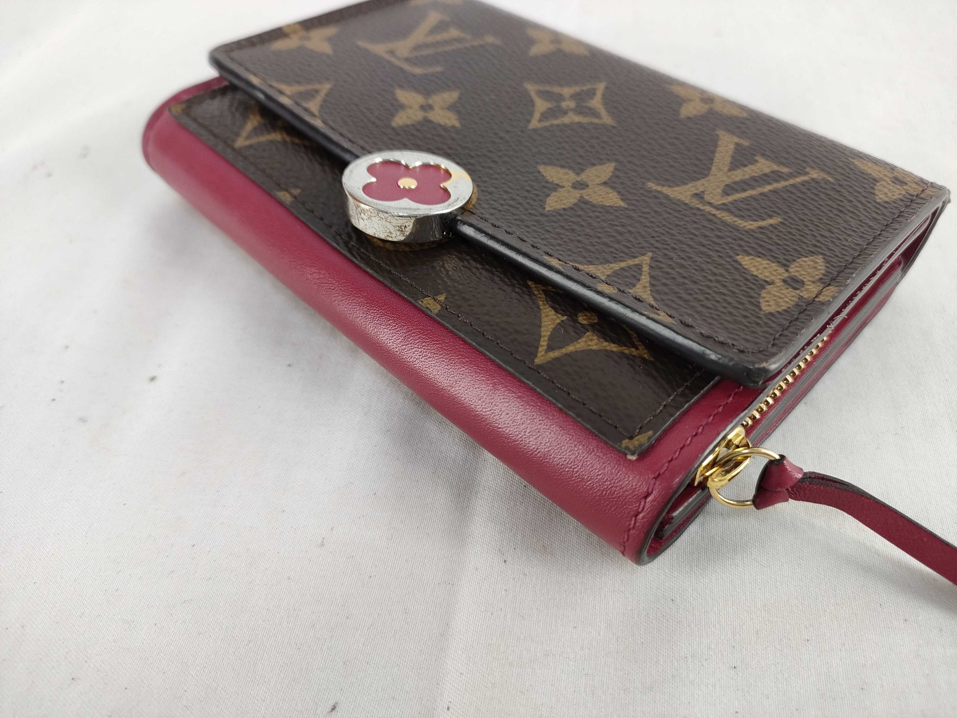 LOUIS VUITTON Louis Vuitton Monogram Porte-Feuille Flor Wallet