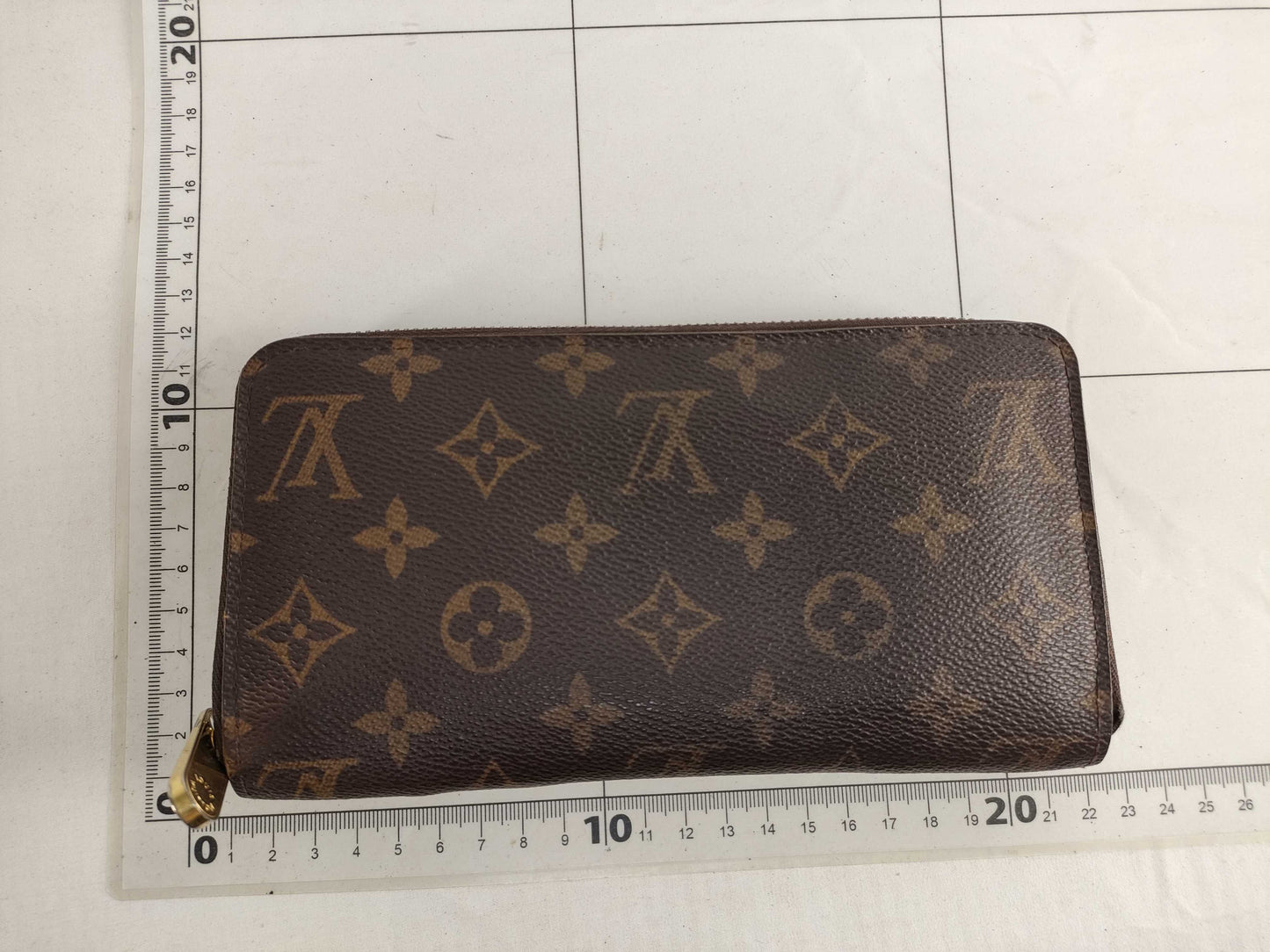 LOUIS VUITTON Louis Vuitton Monogram Round Zipper Zippy Wallet Long Wallet