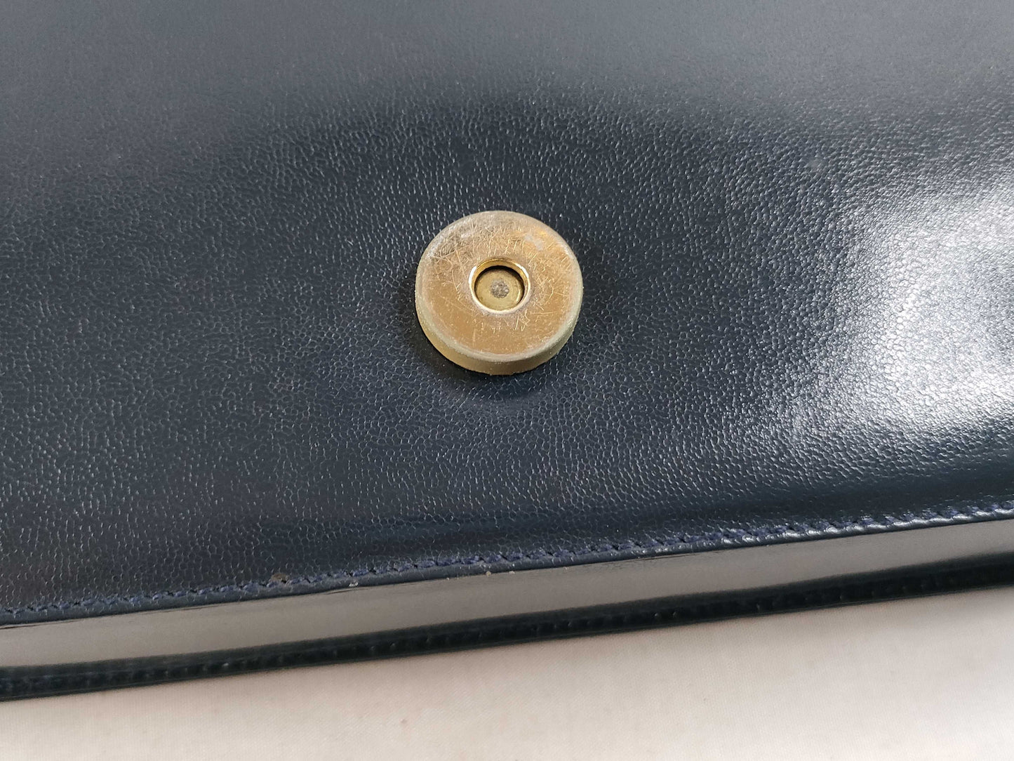 Yves Saint Laurent YSL logo leather shoulder bag