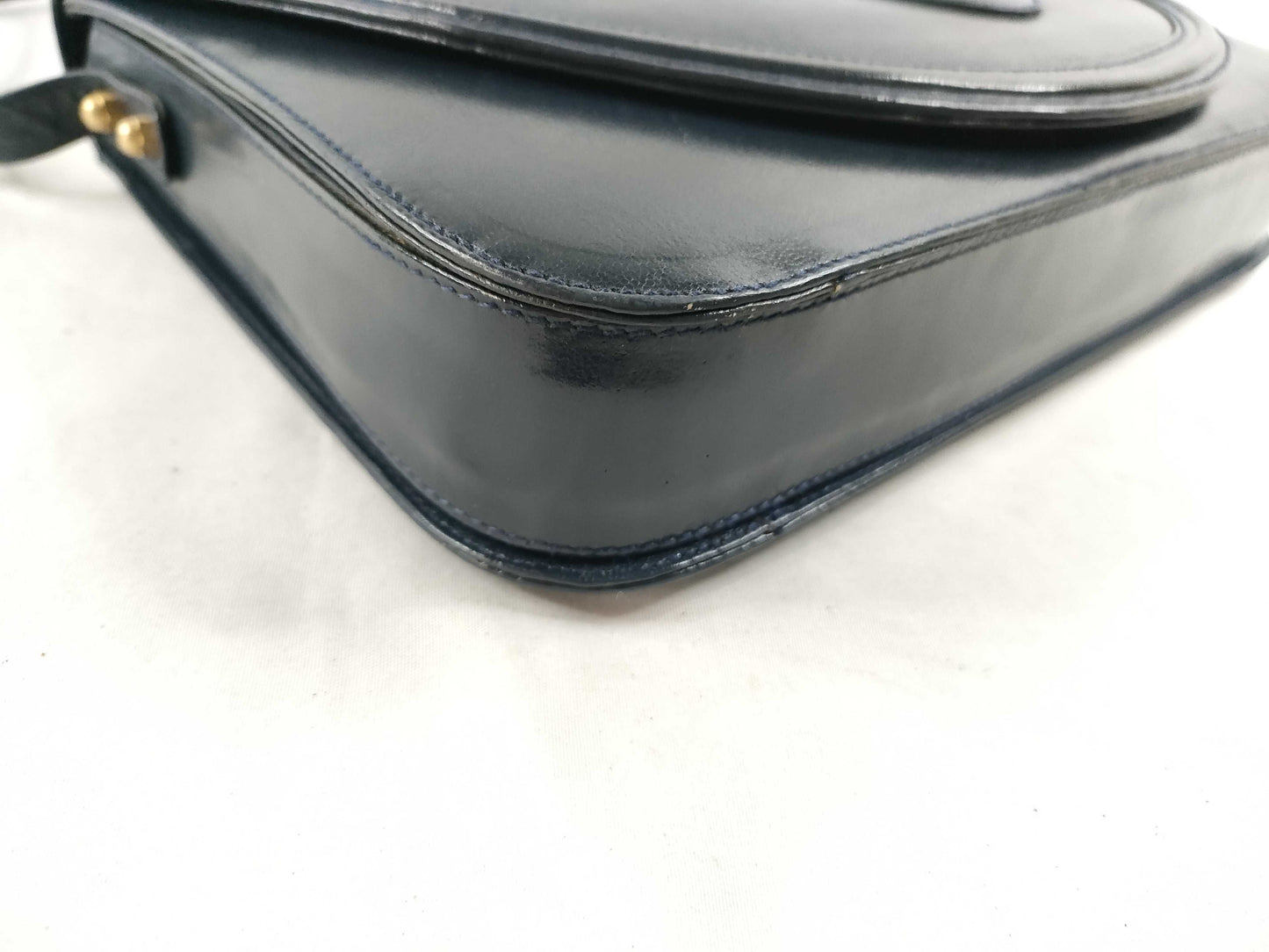 Yves Saint Laurent YSL logo leather shoulder bag