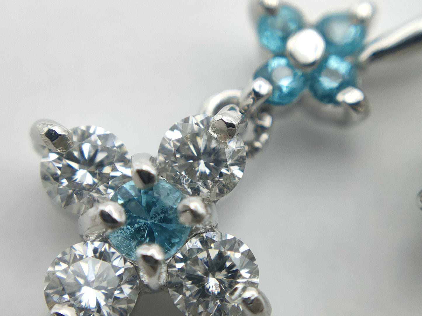 Paraiba tourmaline 0.05ct D0.24ct K18 4.0g necklace