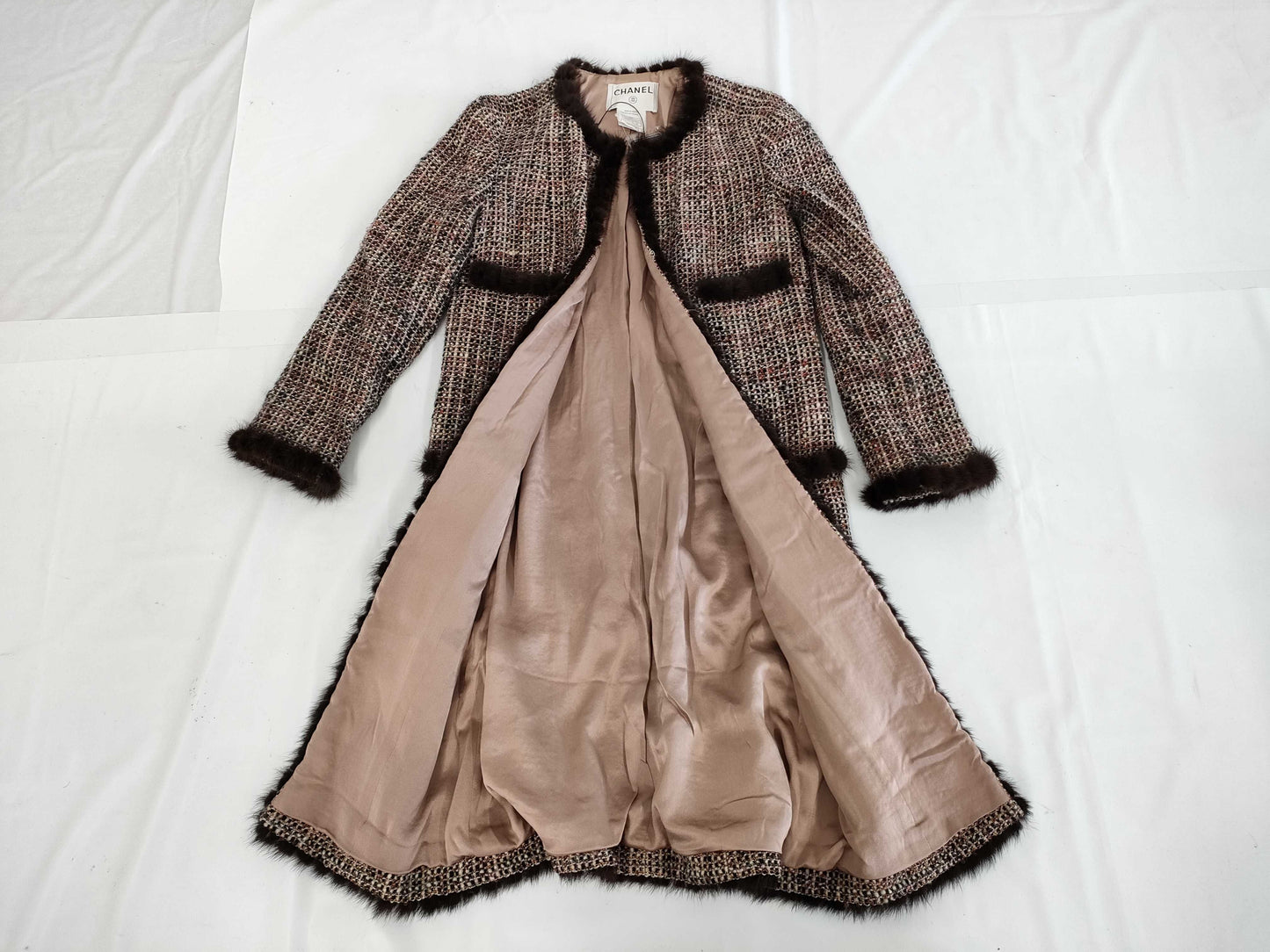 CHANEL Vintage Mohair Blend Tweed Coat with Silk Lining and Mink Trim, Size 38