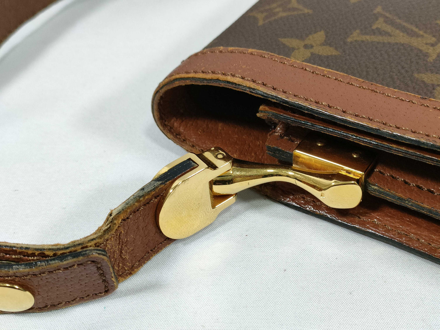 LOUIS VUITTON Monogram Sac Dauphine M51410 Handbag with Unknown Serial Number