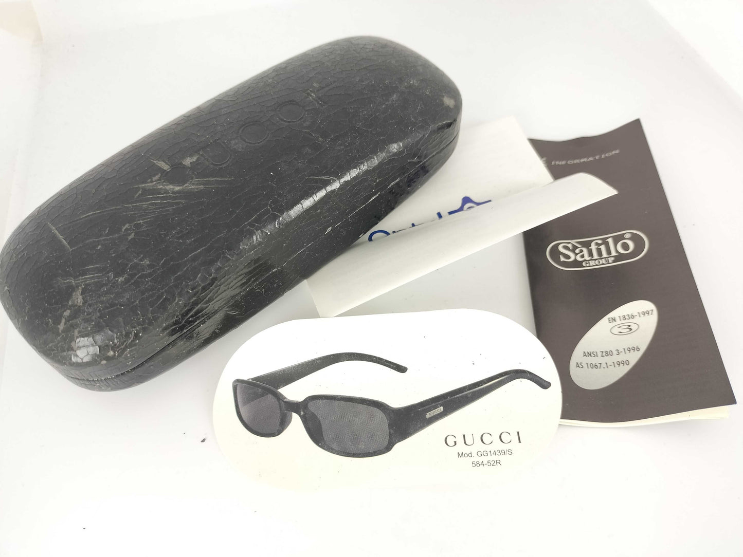 GUCCI GUCCI sunglasses with case Sunglasses and glasses