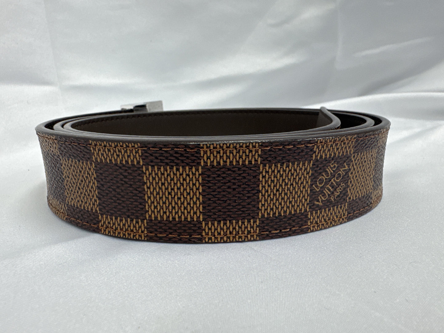 LOUIS VUITTON LV Damier Silver Buckle Santur Belt