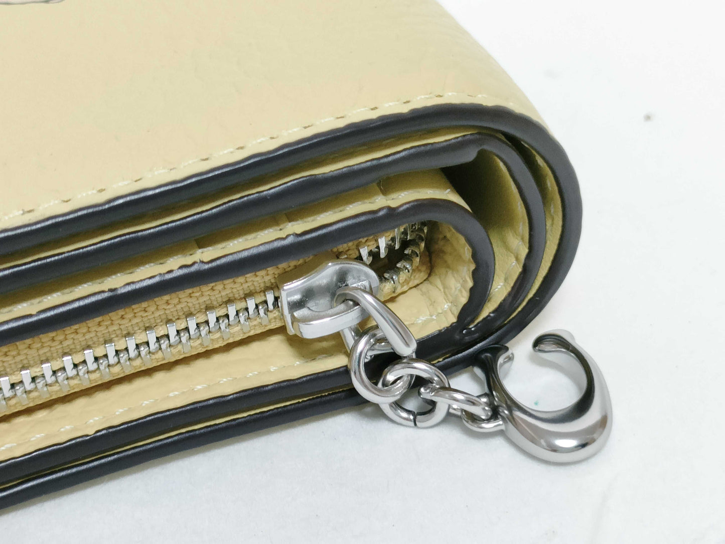 COACH Leather Bifold Wallet CBN90 Yellow Beige