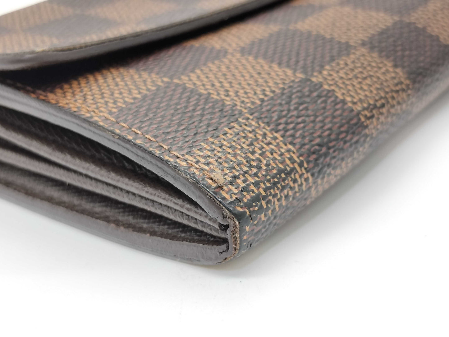 LOUIS VUITTON Damier Louis Vuitton Sarah Damier Wallet