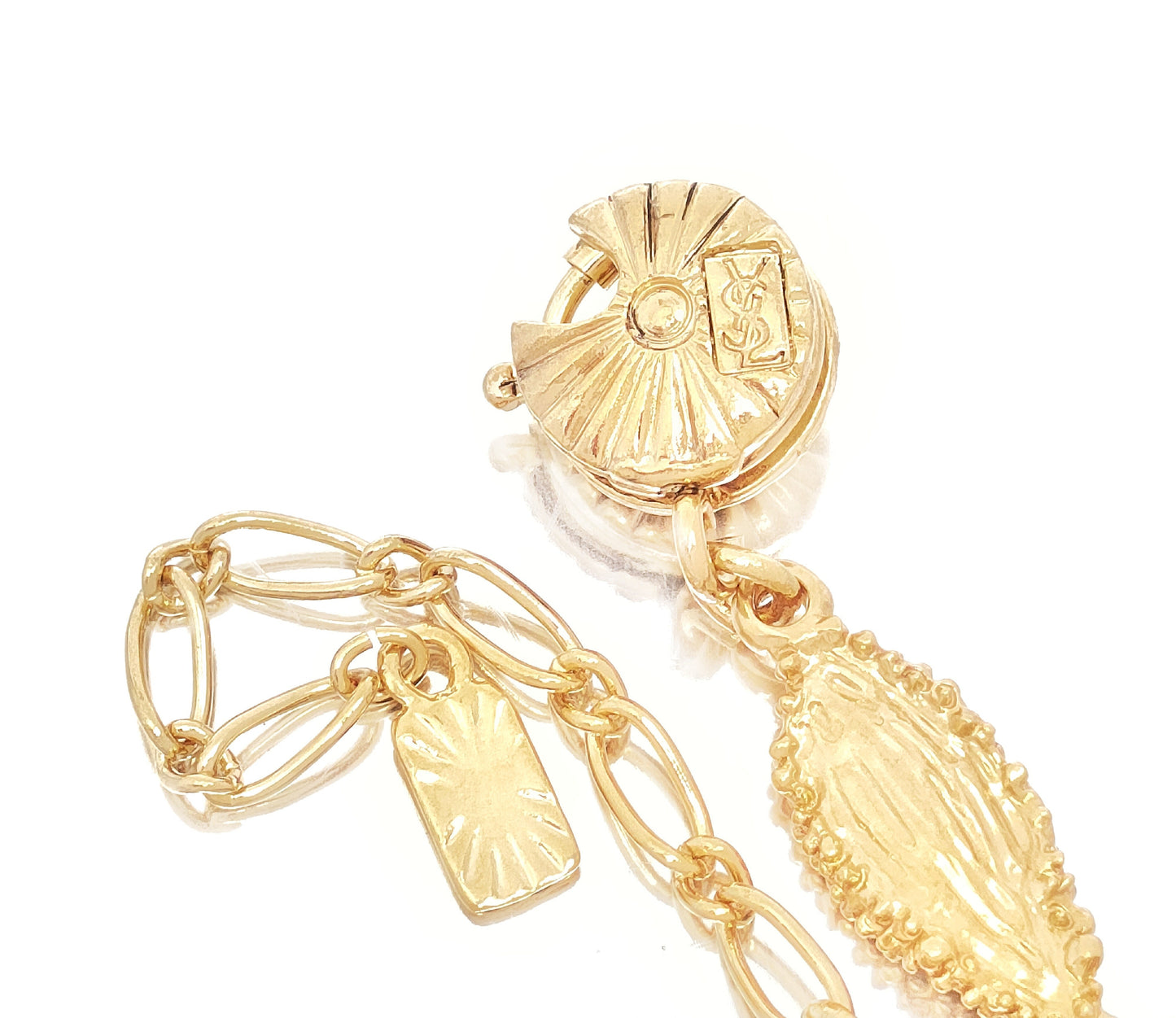 Yves Saint Laurent Yves Saint Laurent Gold-Colored Triple Leaf Necklace, 41.7g