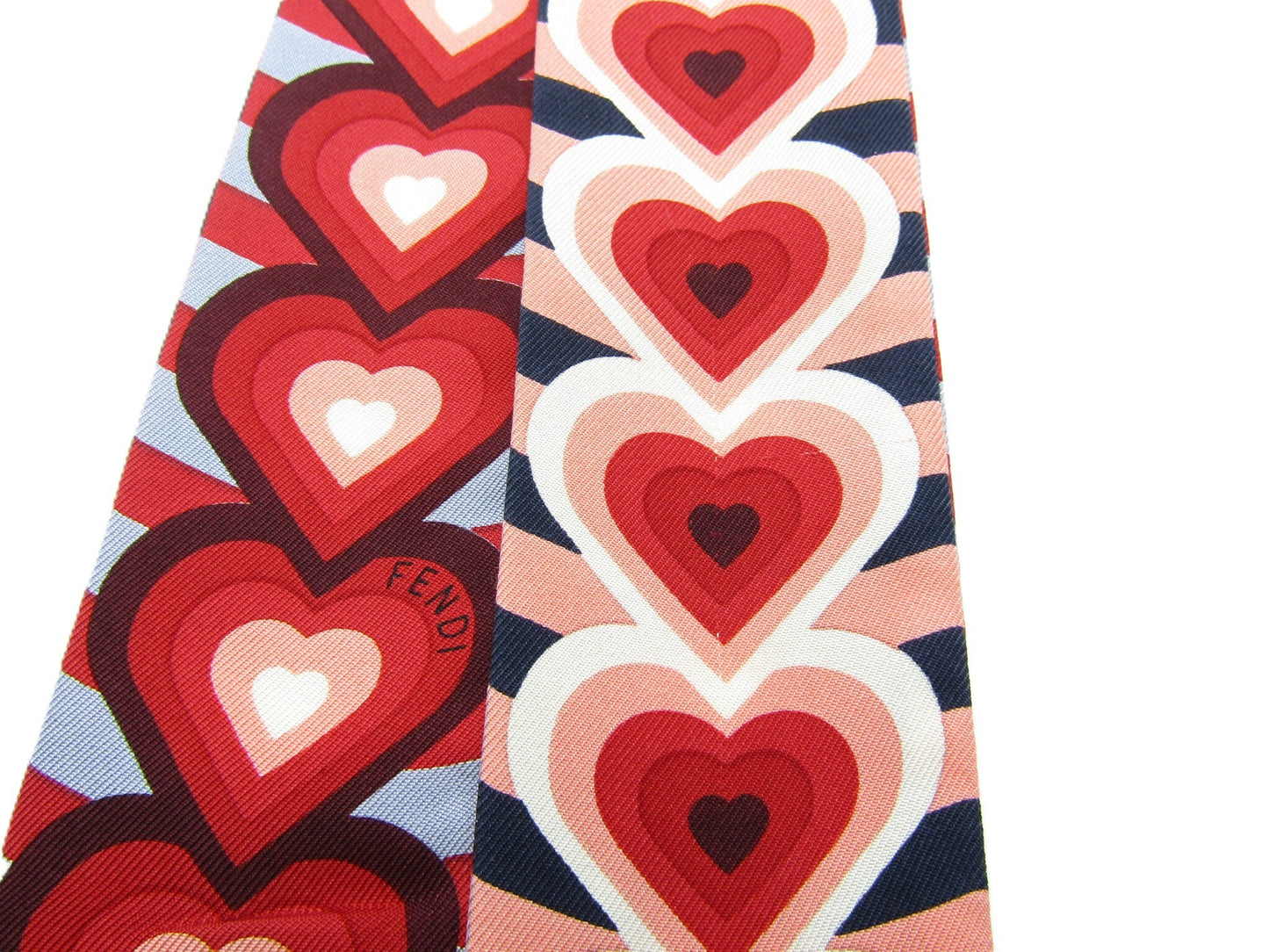 FENDI Rappy Heart Leather Patch Scarf FXT011SZ5TU Red/Multicolor