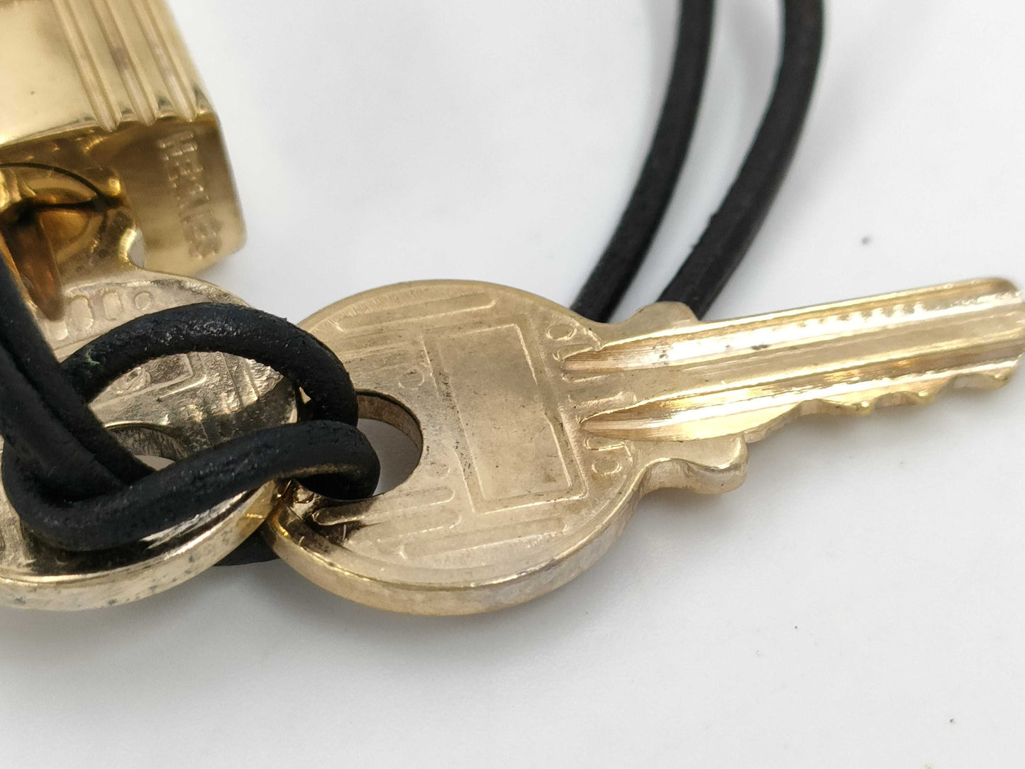 HERMES Cadena with 2 keys and other accessories