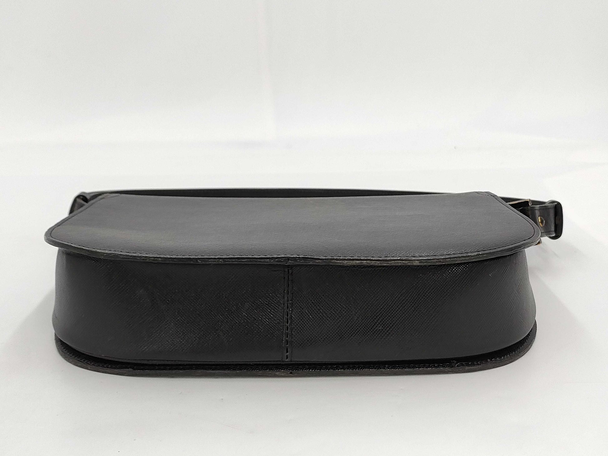 Yves Saint Laurent handbag shoulder bag