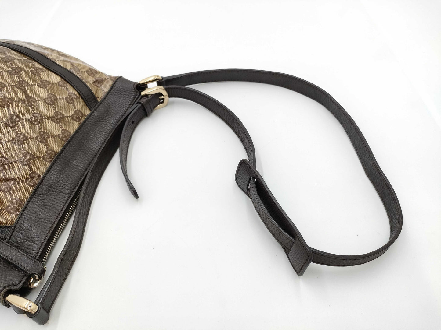 GUCCI GG Supreme Shoulder Bag