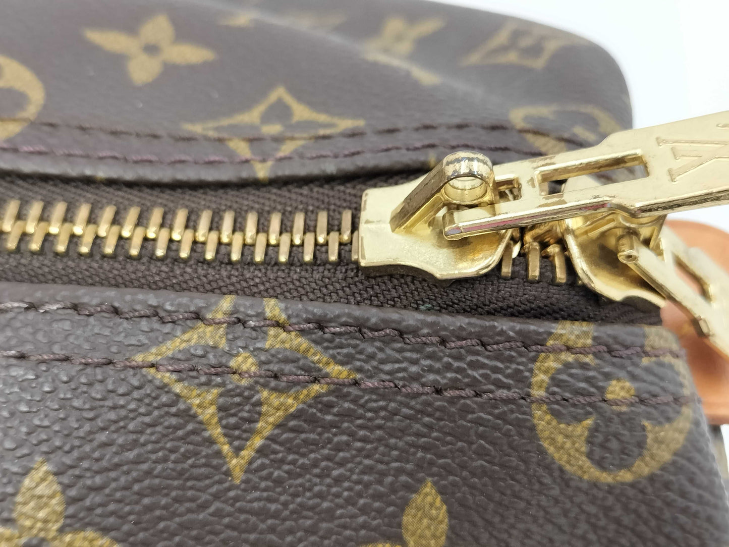 LOUIS VUITTON Monogram Keepall 50 Boston Bag