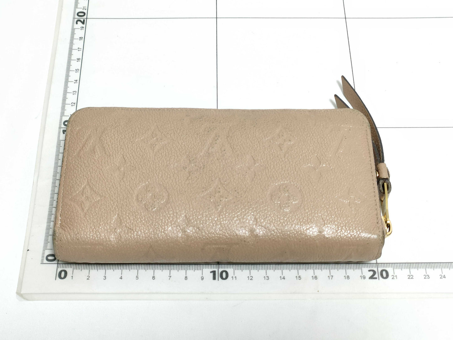 LOUIS VUITTON M60746? Monogram Unplanted Zippy Wallet Dune Boxed Wallet