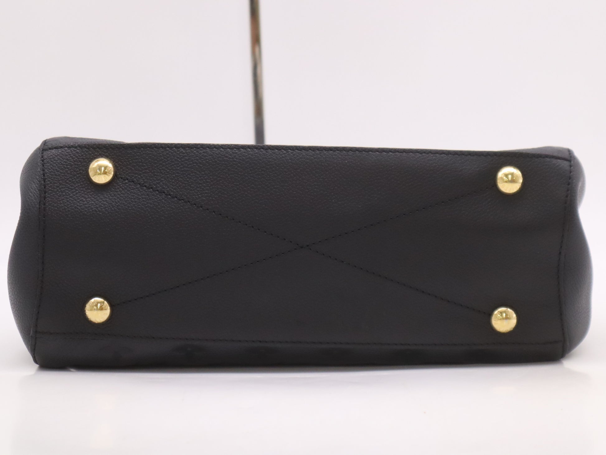 LOUIS VUITTON M41048 Unplanted Montaigne MM Noir TR3184 Handbag with Shoulder Strap, Crochette, Poignier, Cadena Keys x2