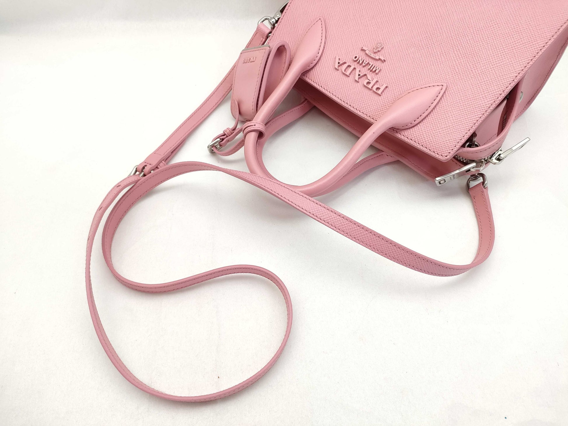 PRADA Saffiano handbag/shoulder bag with box and dust bag