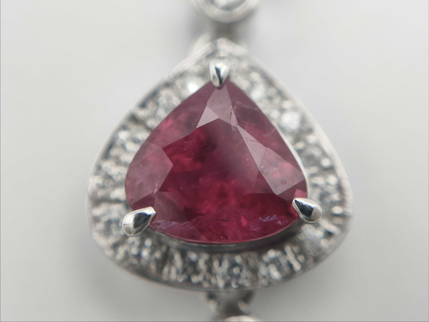 R1.04ct D0.13ct / R1.41ct D0.12ct / R1.37ct D0.12ct PT900 8.6g Pendant Top