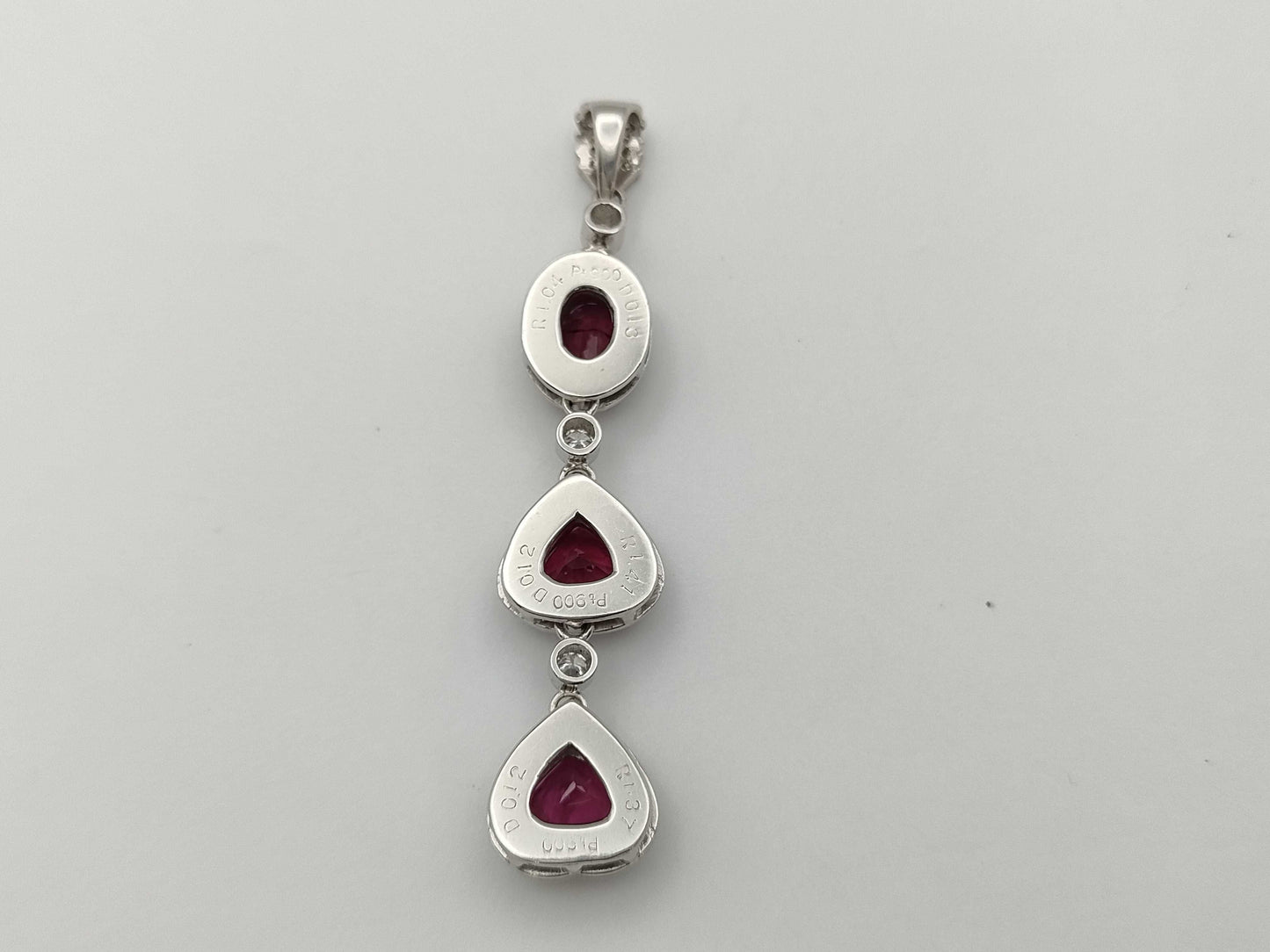 R1.04ct D0.13ct / R1.41ct D0.12ct / R1.37ct D0.12ct PT900 8.6g Pendant Top