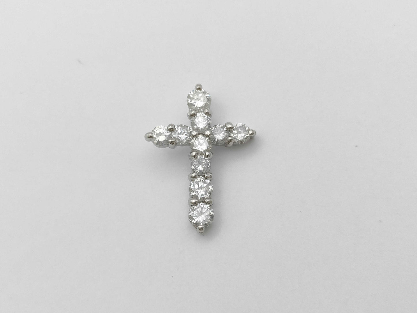 D1.00ct PT900 2.0g Pendant Top