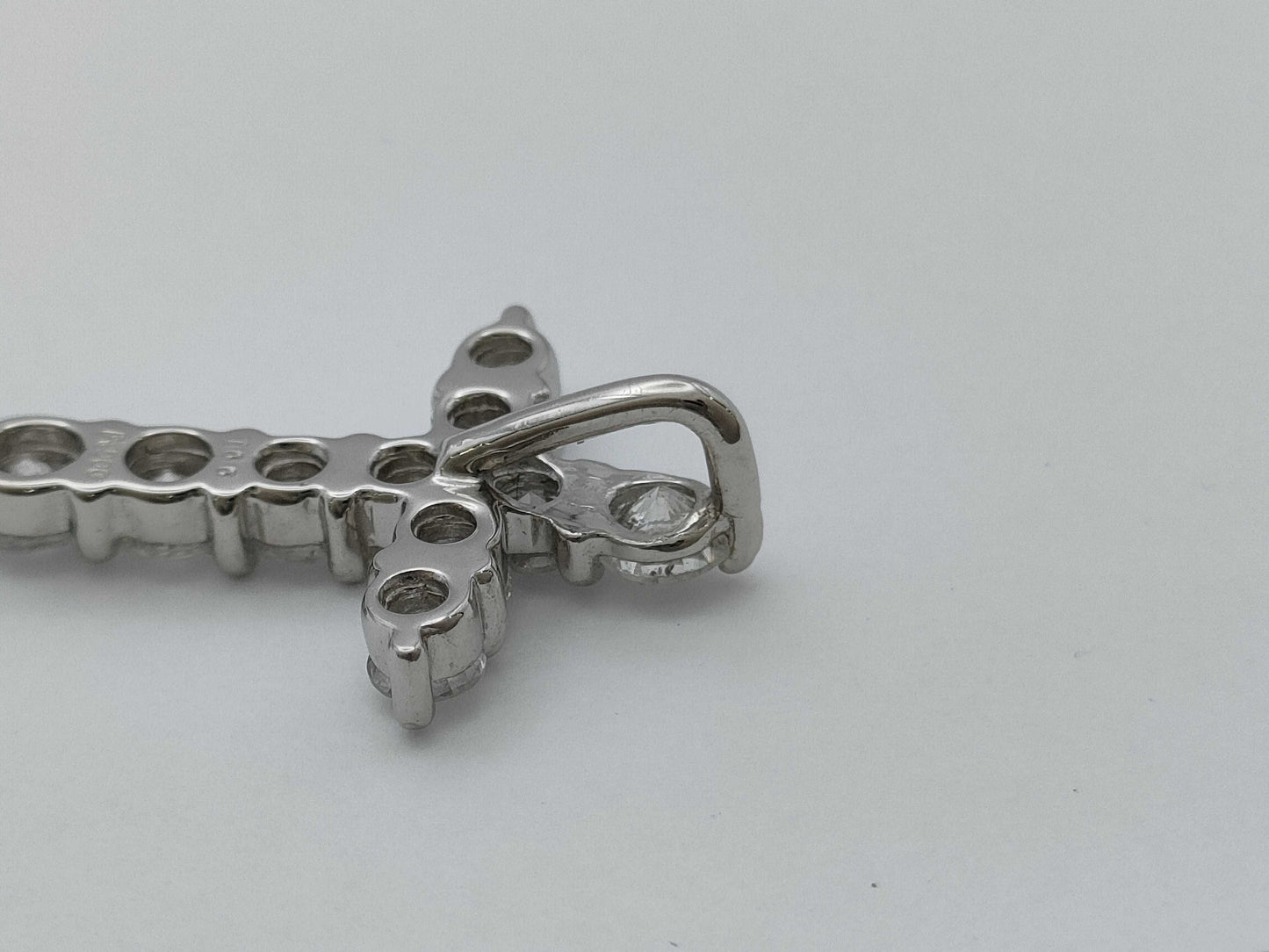 D1.00ct PT900 2.0g Pendant Top