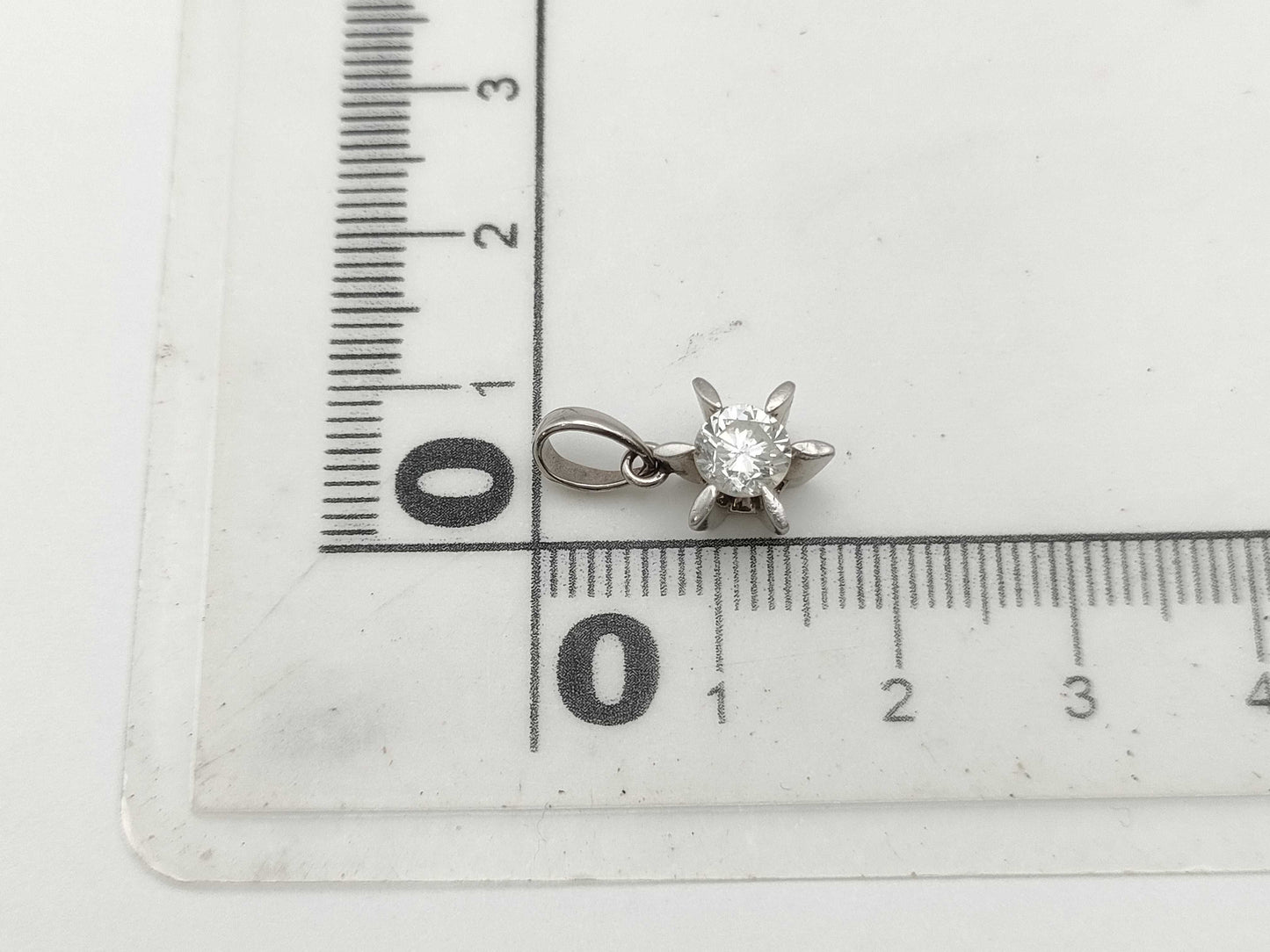 D0.59ct Pt900/850 1.9g Pendant Top