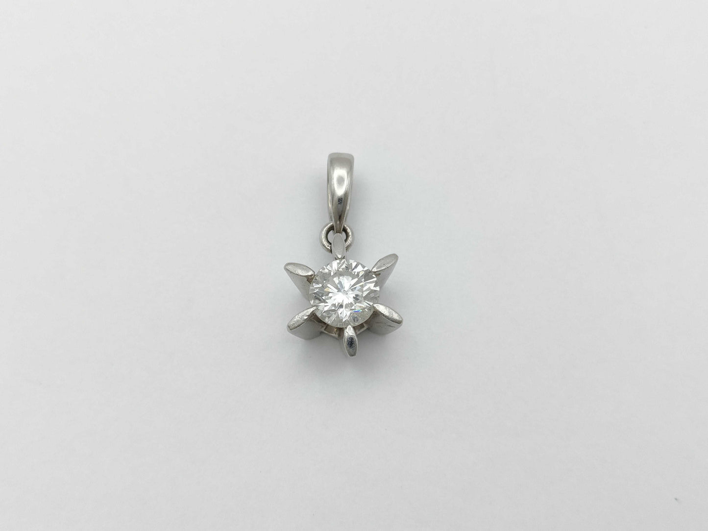 D0.59ct Pt900/850 1.9g Pendant Top