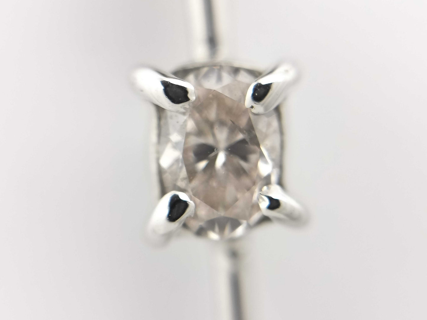 Diamond K18WG 1.6g Pendant Top