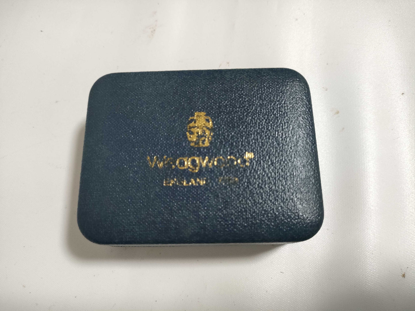 WEDGWOOD Tie Pin and Cufflinks Set