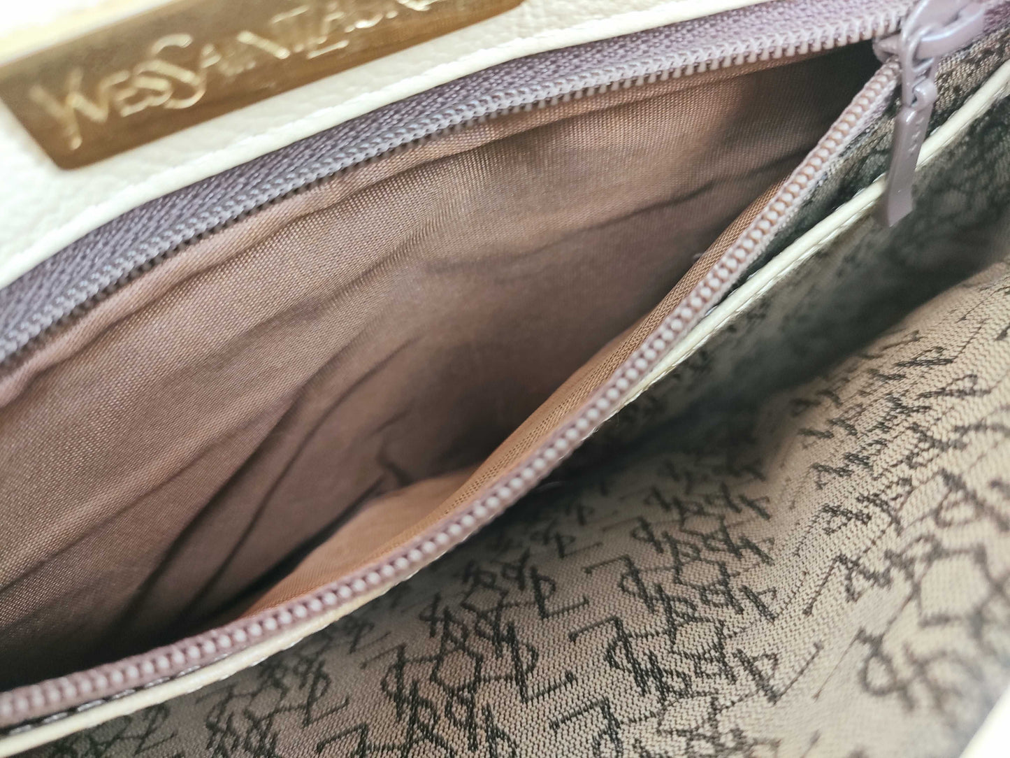 Yves Saint Laurent Logo Leather Shoulder Bag