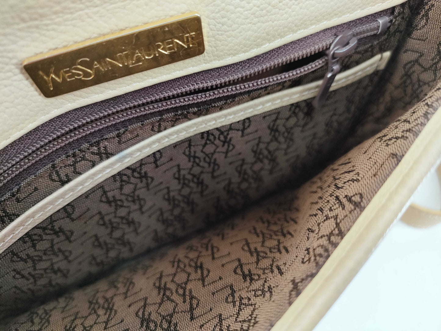 Yves Saint Laurent Logo Leather Shoulder Bag