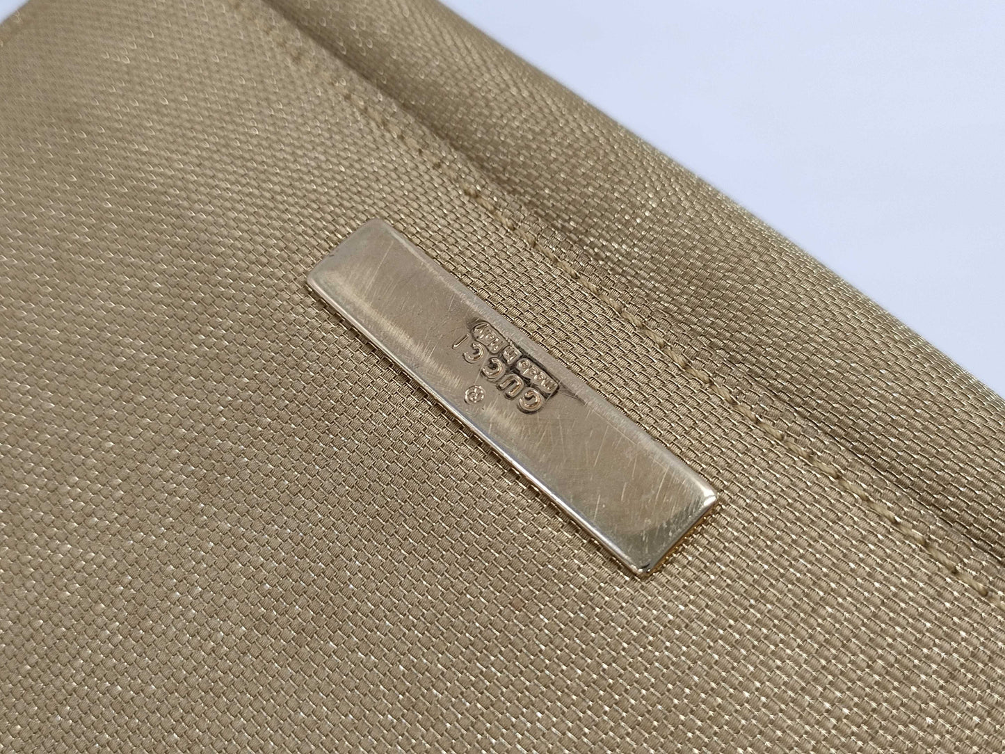 GUCCI Gucci Pouch Gold Pouch