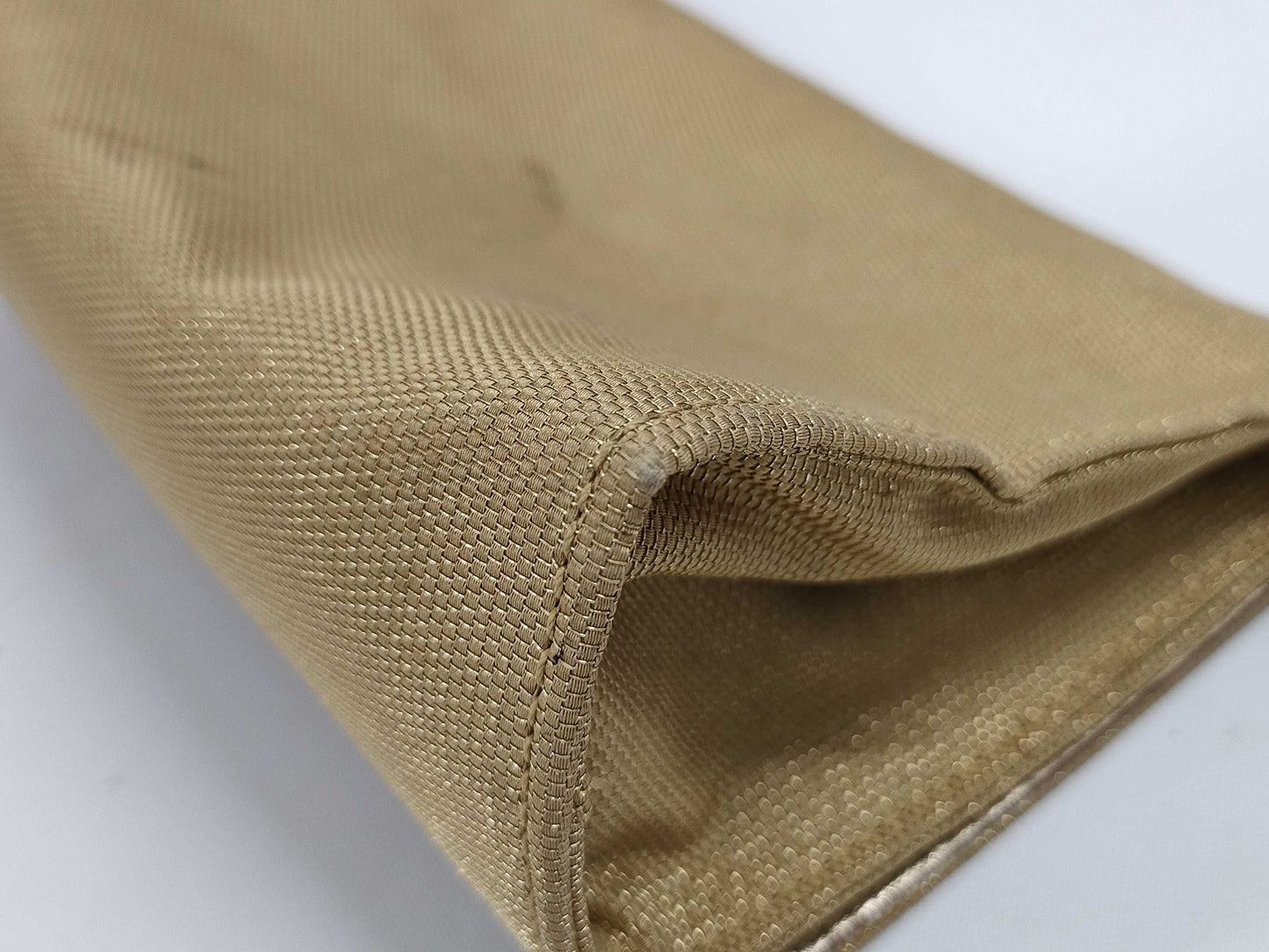 GUCCI Gucci Pouch Gold Pouch