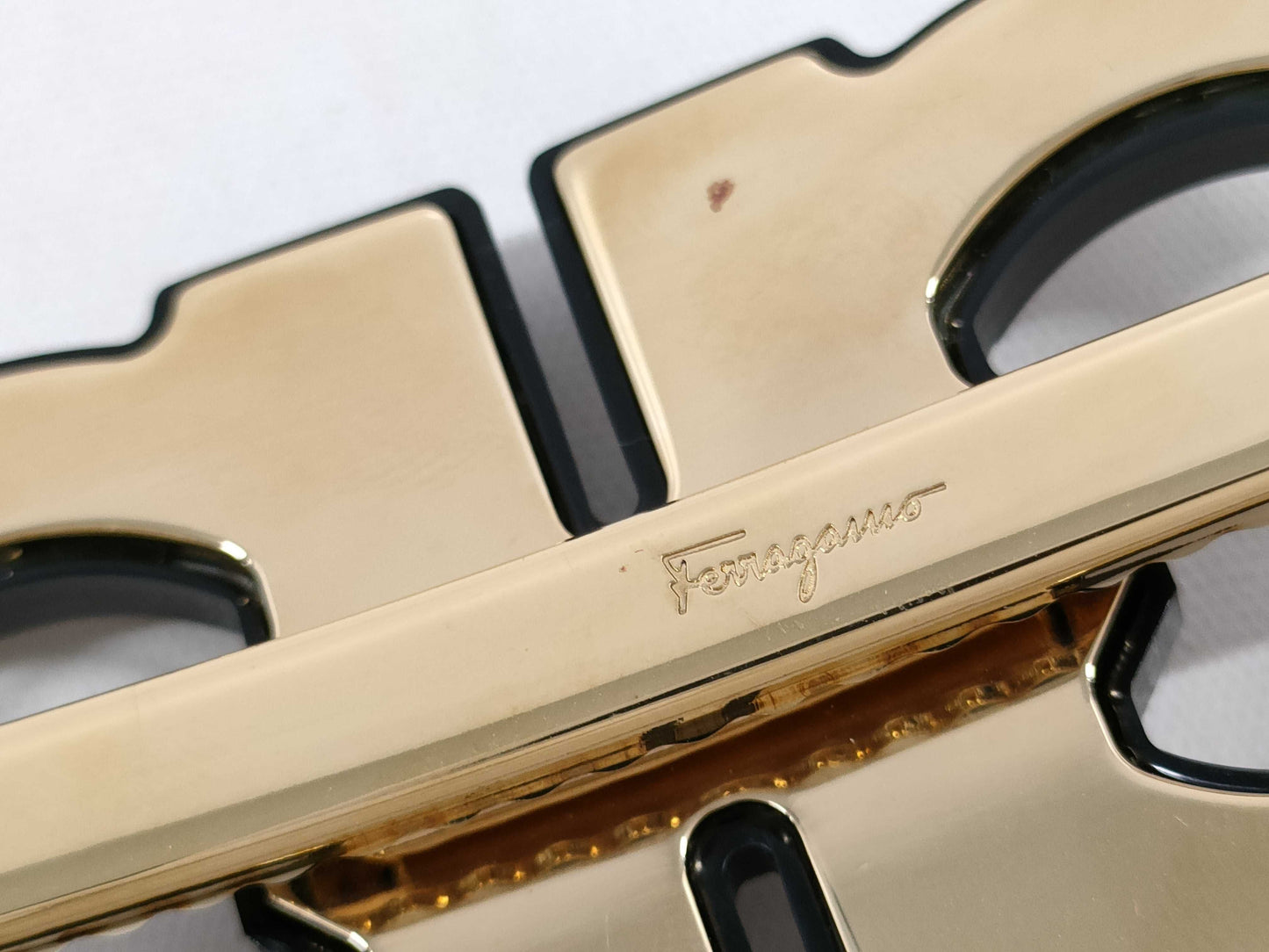 Salvatore Ferragamo Gancini Hair Clip Hair Accessory