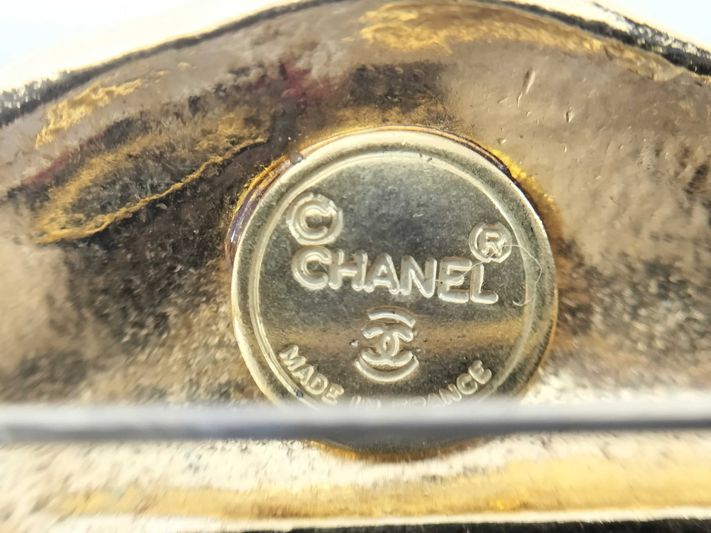 CHANEL Beret Brooch