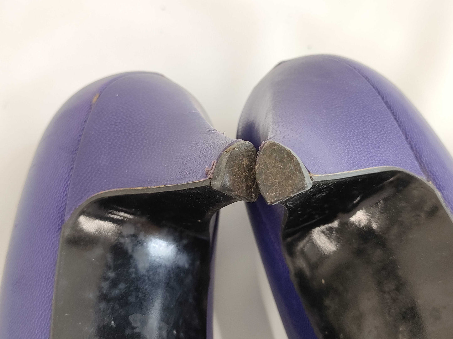 Yves Saint Laurent Leather Pumps, Blue, Size 6