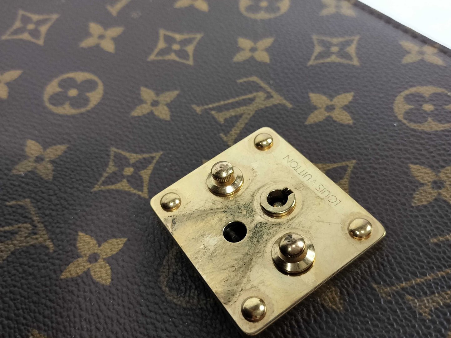 LOUIS VUITTON Monogram LV Conseiller Business Bag