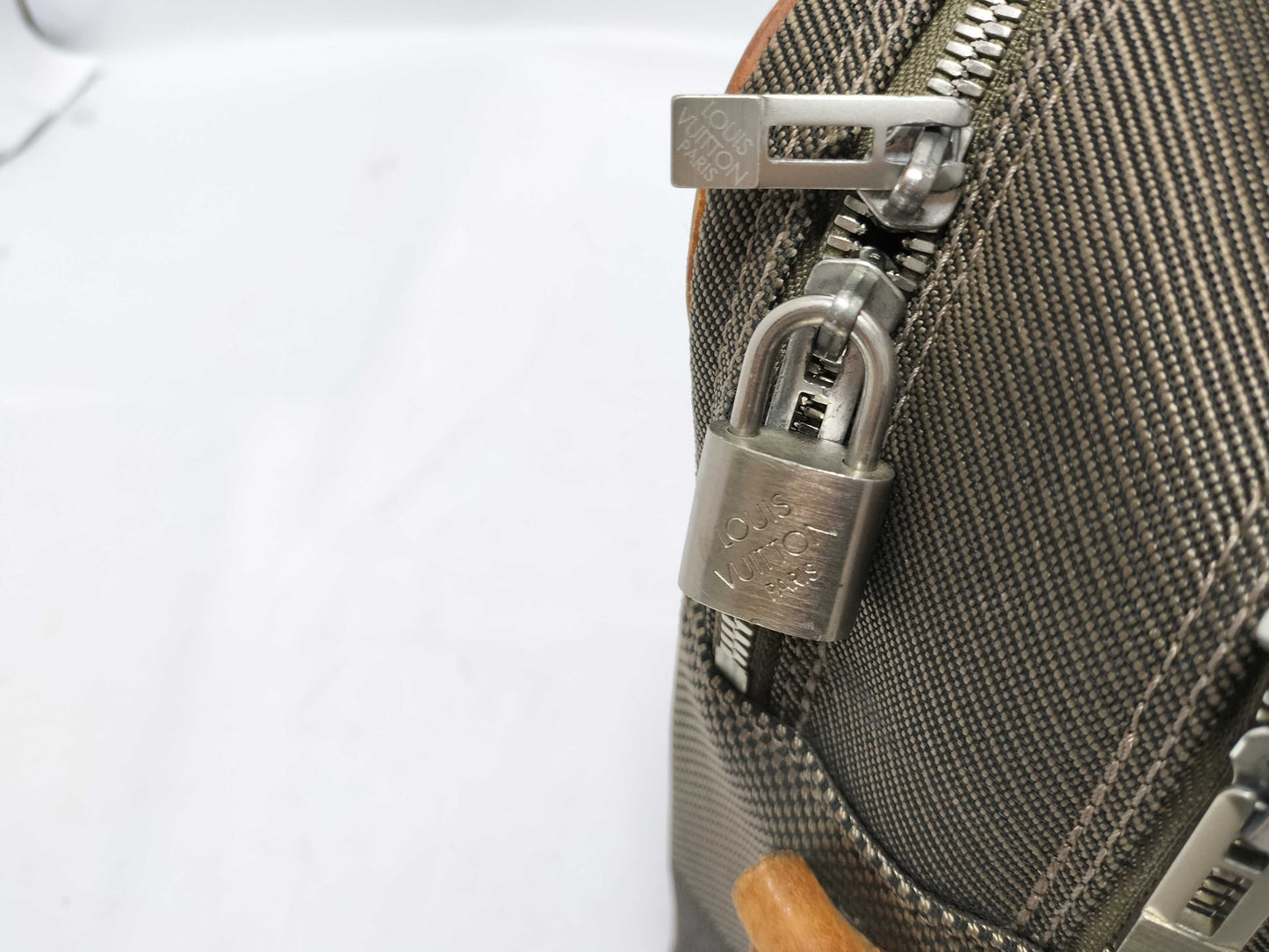 LOUIS VUITTON Damier Geant Louis Vuitton Damier Geant Business Handbag Business Bag