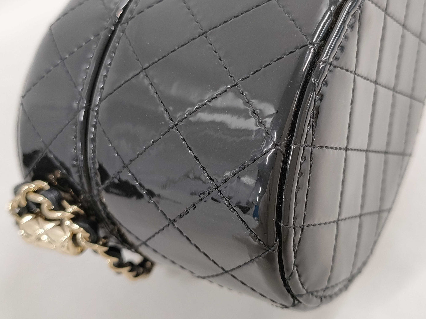 CHANEL CHANEL Matelasse Coco Allure Vanity Bag