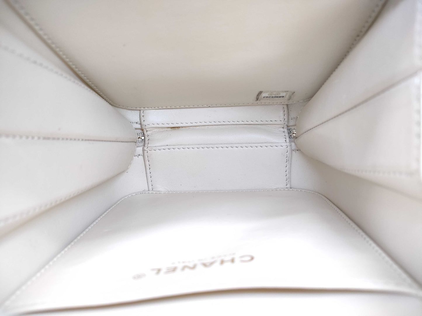 CHANEL CC Filigree Vanity Bag in White Caviar Leather Shoulder Bag