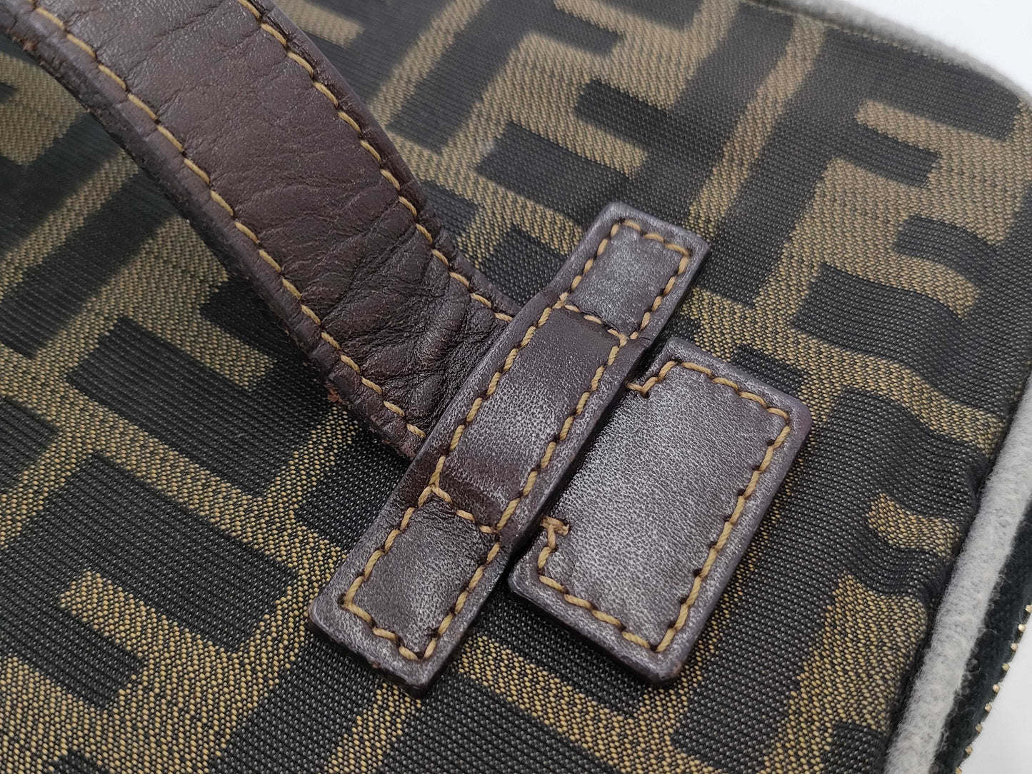 FENDI vanity bag